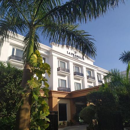 La Franklin Hotel Bhubaneswar Esterno foto