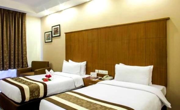 La Franklin Hotel Bhubaneswar Esterno foto