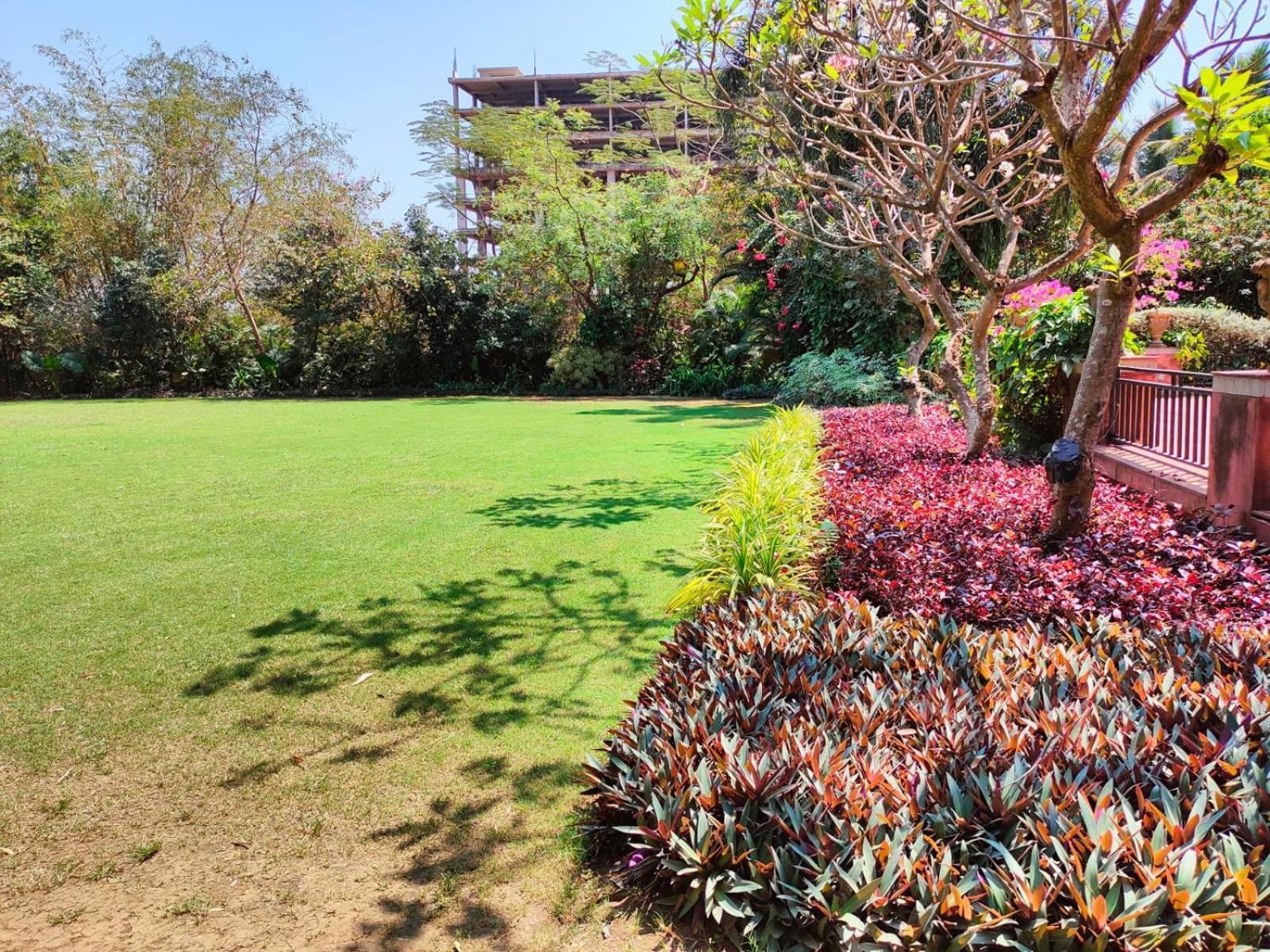 La Franklin Hotel Bhubaneswar Esterno foto