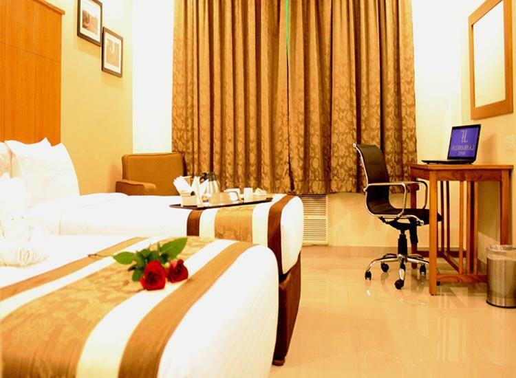 La Franklin Hotel Bhubaneswar Esterno foto