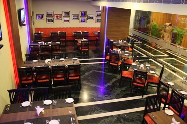 La Franklin Hotel Bhubaneswar Esterno foto