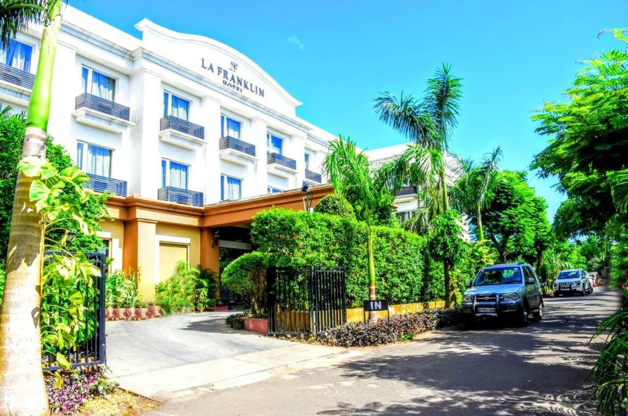 La Franklin Hotel Bhubaneswar Esterno foto